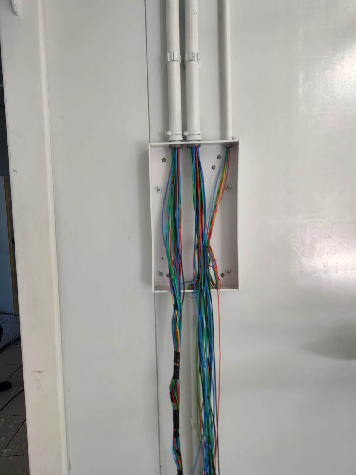 JA Instalações Elétricas